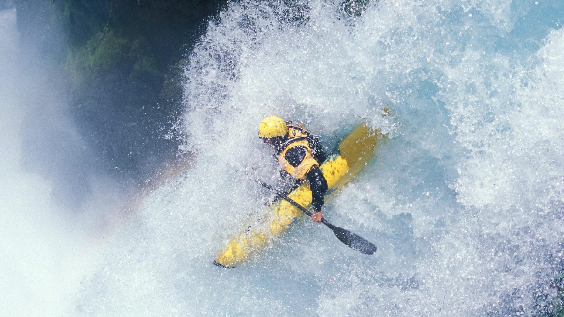 综合格斗最新战报！俄罗斯队迎战英格兰队，体能极限考验，赛场硬仗一触即发