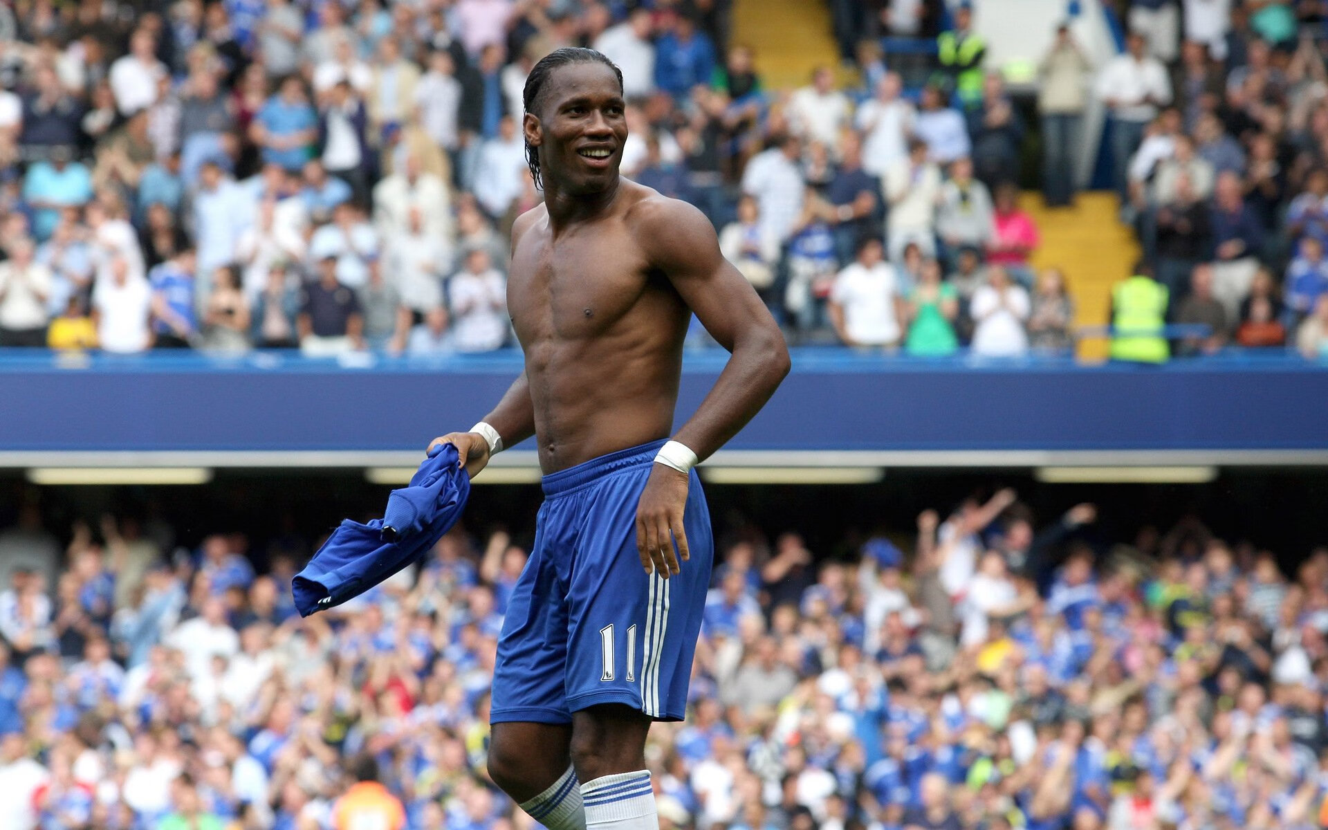 Uzi爆冷击败皇家马德里，问鼎冠军引爆全场！